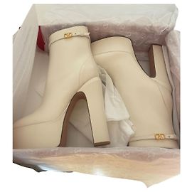 Valentino Garavani Tango leather boots cream Cream