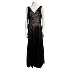 Vera Wang-Vera Wang lace and brocade evening gown-Black,Golden,Metallic