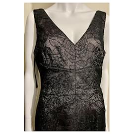 Vera Wang-Vera Wang lace and brocade evening gown-Black,Golden,Metallic