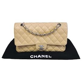 Chanel-Chanel Clássico Aba Forrada Bege Médio Caviar Prata-Bege