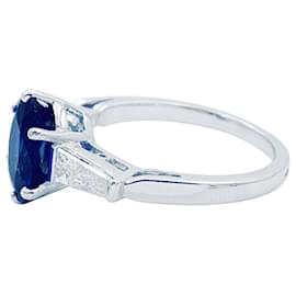 inconnue-Sapphire ring, platinum and diamonds.-Other