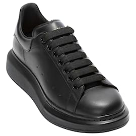 Alexander Mcqueen-Oversized sneakers in Black-Black