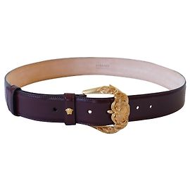 Versace fall 2018 ceinture de défilé de mode Bordeaux