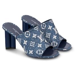 Louis Vuitton Monogram Sunbath Flat Mule Sandals – Caroline's Fashion  Luxuries
