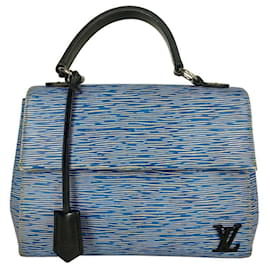 Louis Vuitton-Sac à main Cluny Plain en cuir Epi bleu clair-Bleu clair