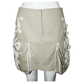 Fendi-Jupe beige avec broderies en cuir blanc-Chair