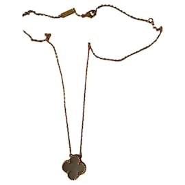 Van Cleef & Arpels Yellow Gold Necklace Golden