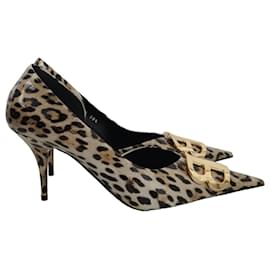 Balenciaga-Balenciaga BB pumps in leopard patent leather-Beige