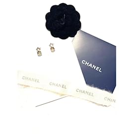 Chanel-Boucles d'oreilles rondes bleu marine-Bleu Marine