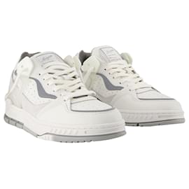Axel Arigato-Astro Sneakers - Axel Arigato - White - Leather-White