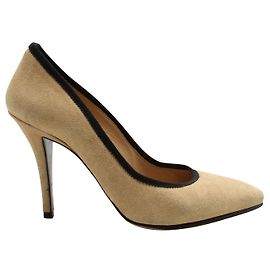 Armani Nude Wildlederpumps mit schwarzem Rand Fleisch