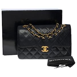 Chanel-Chanel Timeless shoulder bag 23 cm with lined flap in black quilted lambskin-Black