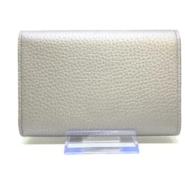 Louis Vuitton-Portefeiulle Capucines Compact-Other