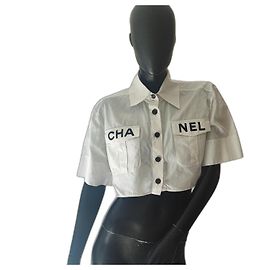 Chanel Tops Weiß