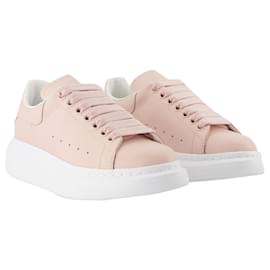 Alexander Mcqueen-Oversized Sneakers - Alexander Mcqueen - Pink - Leather-Pink