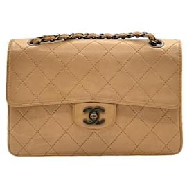 Chanel-Chanel pequeño beige oscuro-Beige