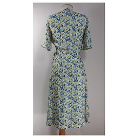 Robe à fleurs en viscose Apc Taille 38 Multicolore