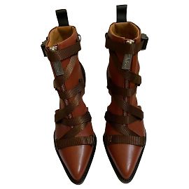 Botas de cano curto Chloé em couro preto e marrom Preto Castanho claro