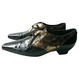 CHANEL Derbies cuir vernis et cuir mordoré T39 IT TBE Noir Doré