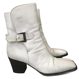 Chanel-CHANEL  Ankle boots T.eu 37 Leather-White