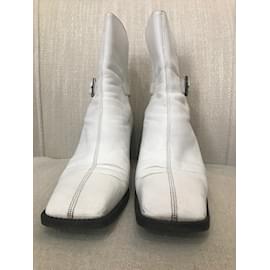 Chanel-CHANEL  Ankle boots T.eu 37 Leather-White