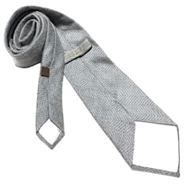 Loewe-Loewe-Grey