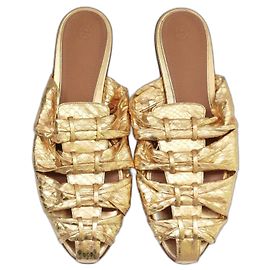 Mule The Row Capri in pelle di serpente intrecciata D'oro