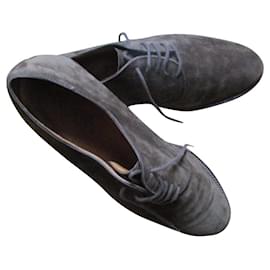 Hermès-Derby-Schuhe aus khakifarbenem Wildleder-Khaki