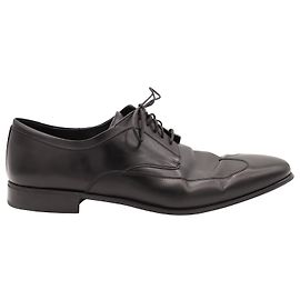 Scarpe derby stringate Salvatore Ferragamo in pelle di vitello nera Nero