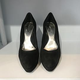 Gucci-Tacones GUCCI T.UE 39 ante-Negro