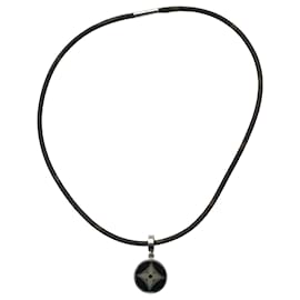Lockit Necklace, Used & Preloved Louis Vuitton Necklace, LXR Canada, Silver