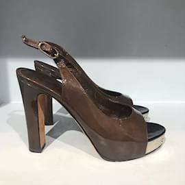 Chanel-CHANEL  Heels T.eu 35.5 Patent leather-Grey