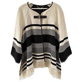 Strickjacke von Karen Millen, Poncho Weiß