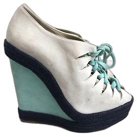 CHRISTIAN LOUBOUTIN Sandali T.EU 38 Camoscio Grigio