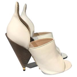 GIVENCHY Sandalen T.EU 37 Leder Weiß