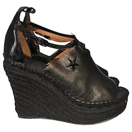 GIVENCHY Sandals T.EU 37 Leather Black