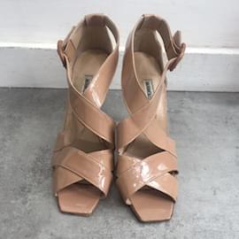 Manolo Blahnik-MANOLO BLAHNIK  Sandals T.eu 36.5 Patent leather-Beige