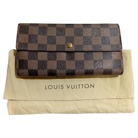 Louis Vuitton-carteras-Castaño