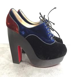 Christian Louboutin-CHRISTIAN LOUBOUTIN  Ankle boots T.eu 36.5 velvet-Black