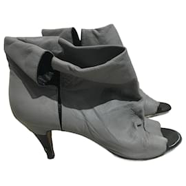 Maison Martin Margiela-MAISON MARTIN MARGIELA  Ankle boots T.eu 38 Leather-Grey