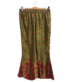 Mes Demoiselles ...  Calça T.Internacional L Seda Verde