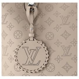 Louis Vuitton-Bolsa de tela LV Blossom MM-Gris