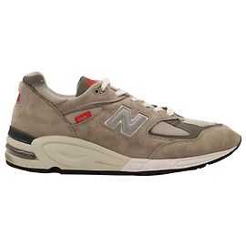New Balance Neues Gleichgewicht 990V2 History Pack Sneaker aus grauem Wildleder Grau