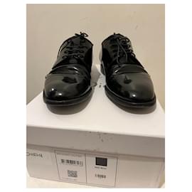 Dior-Zapatos Derby de charol Dior con cordones-Negro