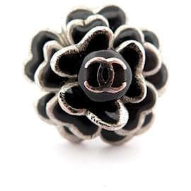 Chanel-CHANEL CAMELIA T RING 52 IN SILVER METAL AND BLACK ENAMEL BLACK ENAMEL RING-Silvery