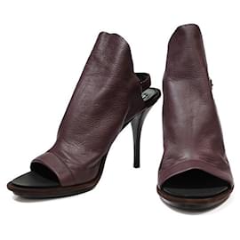 Balenciaga-Heels-Red,Dark red
