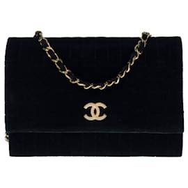 Chanel-Sac à main Chanel Classique flap bag en velours noir, garniture en métal doré-Noir