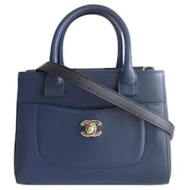 Chanel-Neo Executive Chanel zweifarbige Tasche-Schwarz,Blau