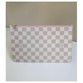 Louis Vuitton-Clutch bags-White