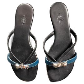 Sandali Corfou Hermès in pelle nero e blu Nero Blu